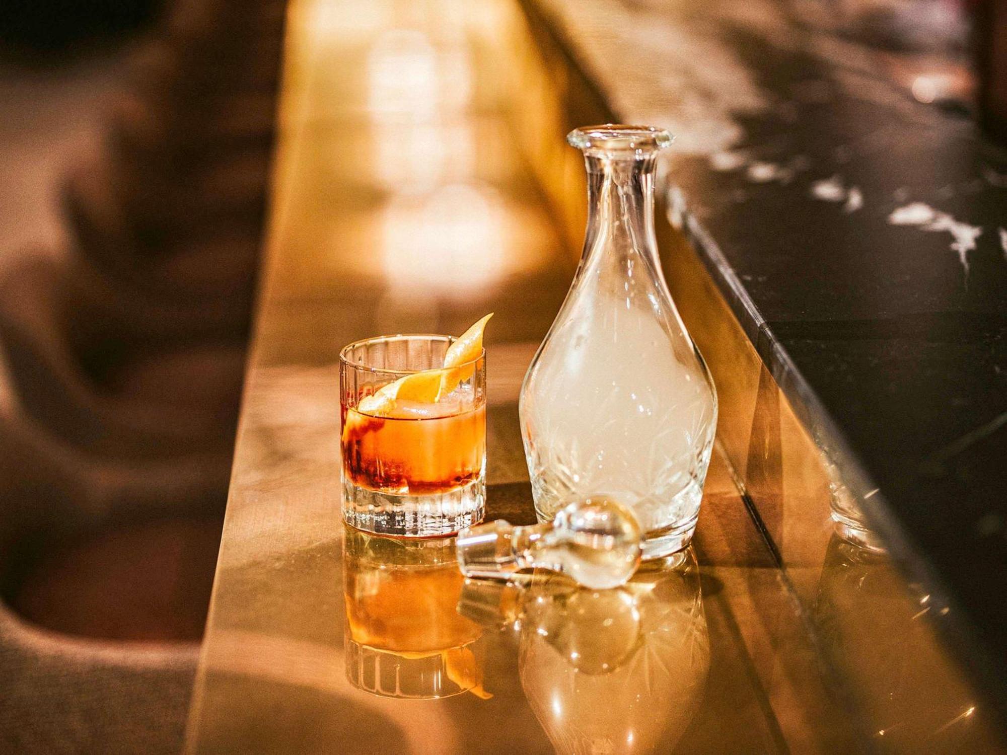 The Playford Adelaide - Mgallery Buitenkant foto A bottle of vodka