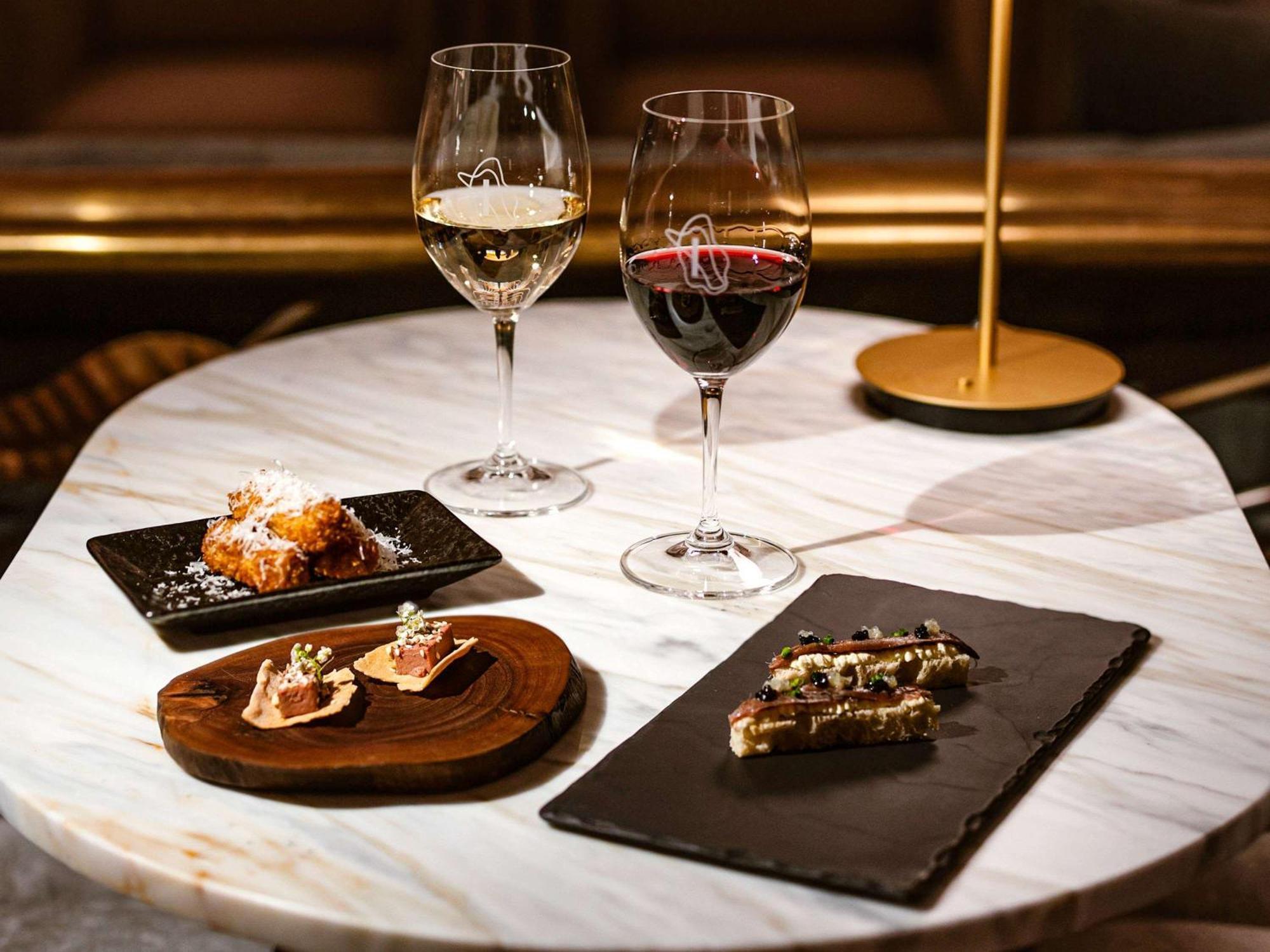 The Playford Adelaide - Mgallery Buitenkant foto Wine and tapas